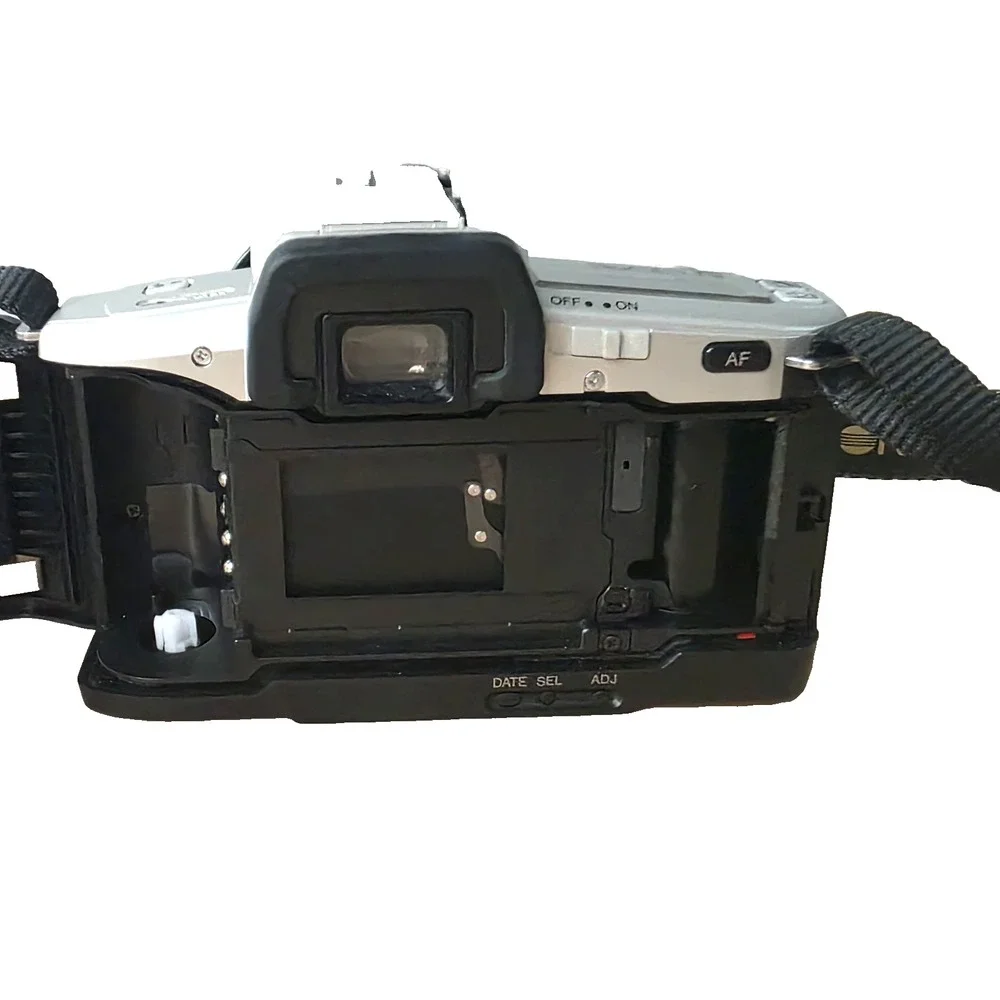 Minolta Maxxum 3 SLR Film Camera 55mm 28.80 AF 0.4m/1.3ft Standard Prime‎ Lens